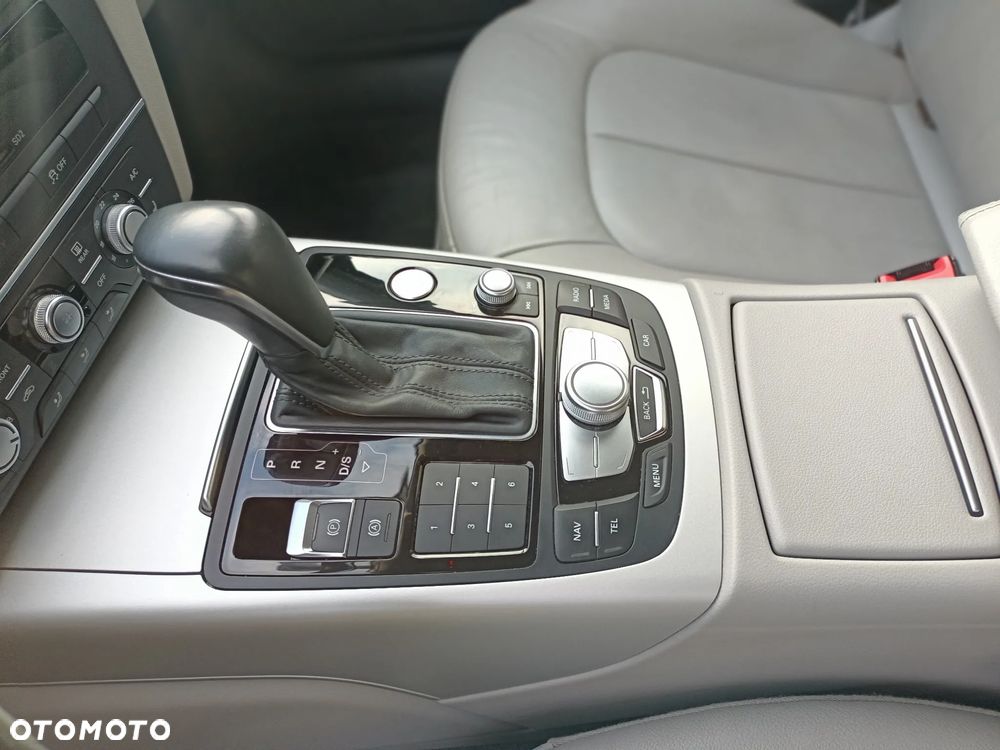 Audi A6 Avant 2.0 TDI Ultra S tronic - 20