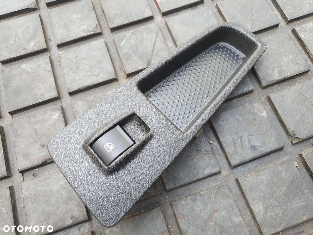 Elektryczne sterowanie szyb Fiat Gran Punto 210806 PRZEŁACZNIK SZYBY PRAWY PRZÓD - 1