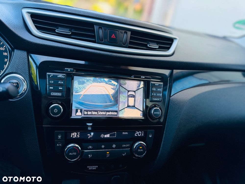 Nissan Qashqai 1.2 DIG-T TEKNA+ - 6