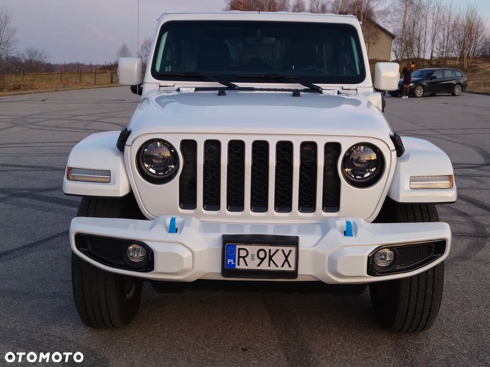 Jeep Wrangler - 16