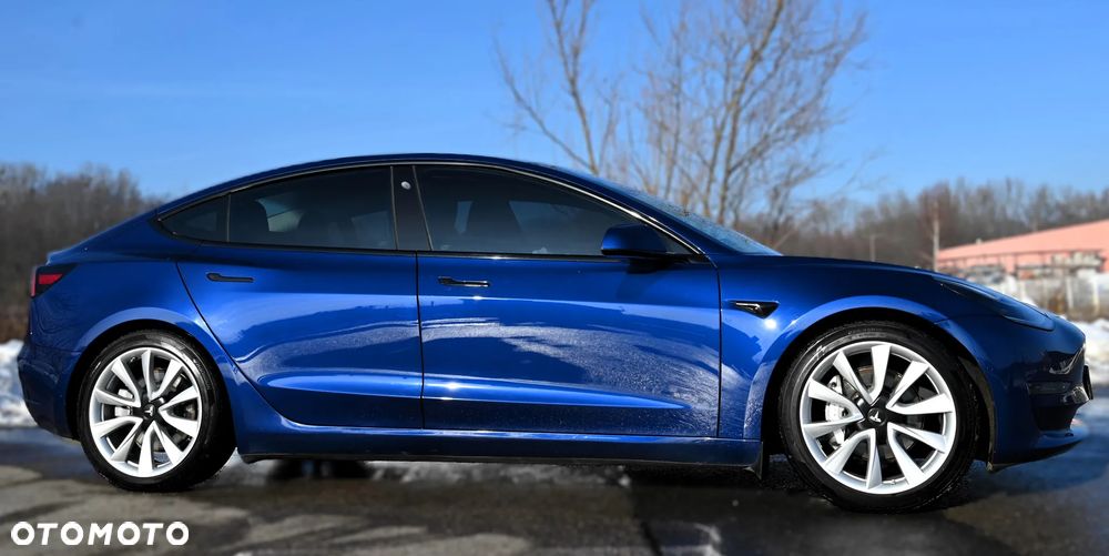 Tesla Model 3 Long Range AWD - 23