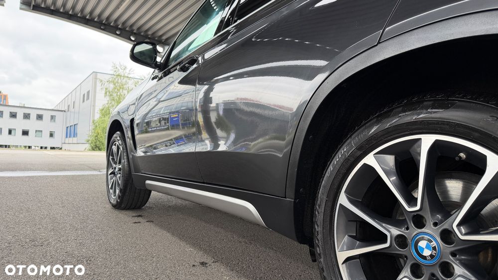 BMW X5 xDrive40e - 25