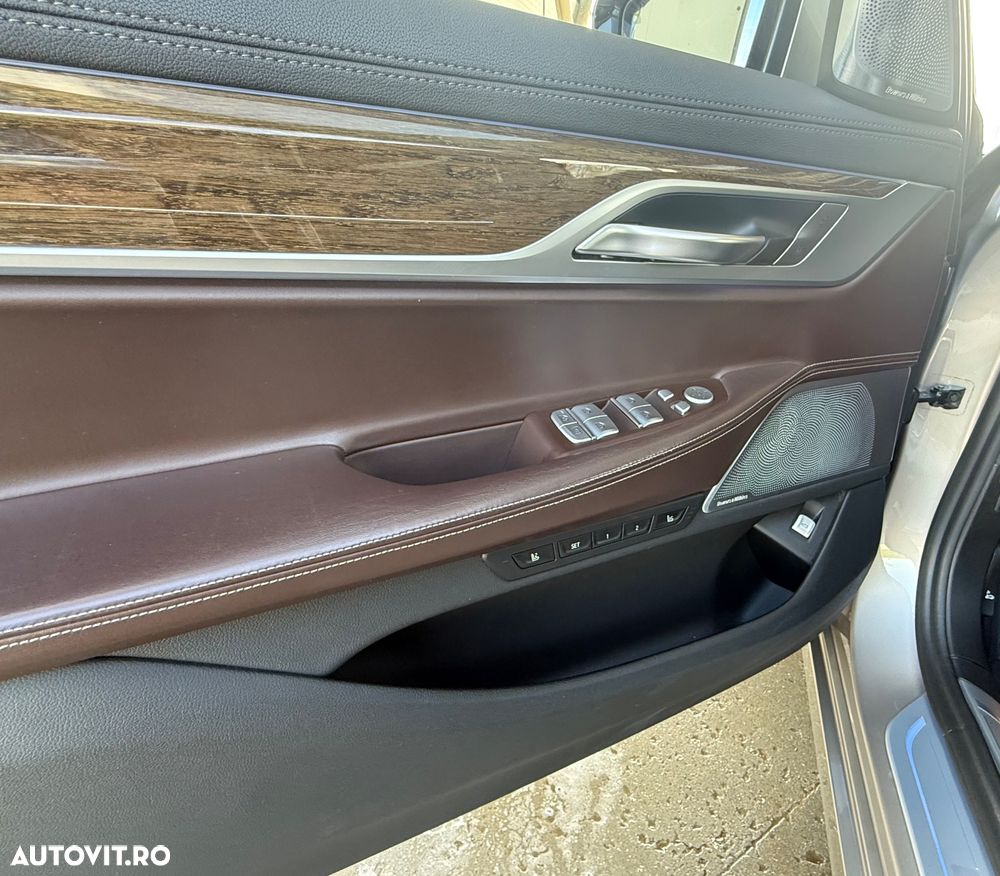 BMW Seria 7 740Le xDrive iPerformance - 9