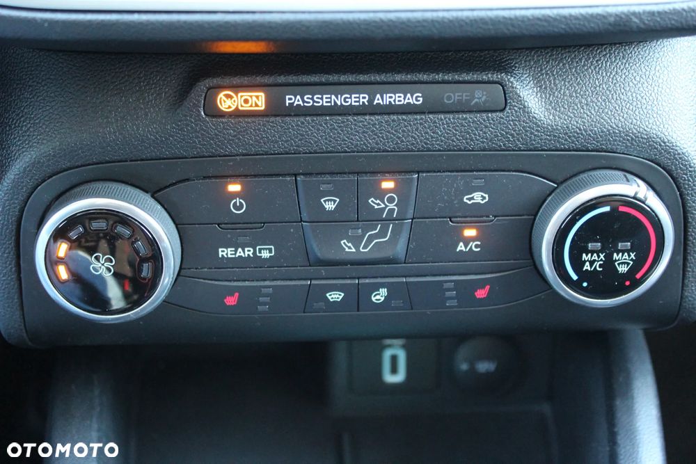 Ford Focus Turnier 1.5 EcoBlue Start-Stopp-System ACTIVE DESIGN - 21