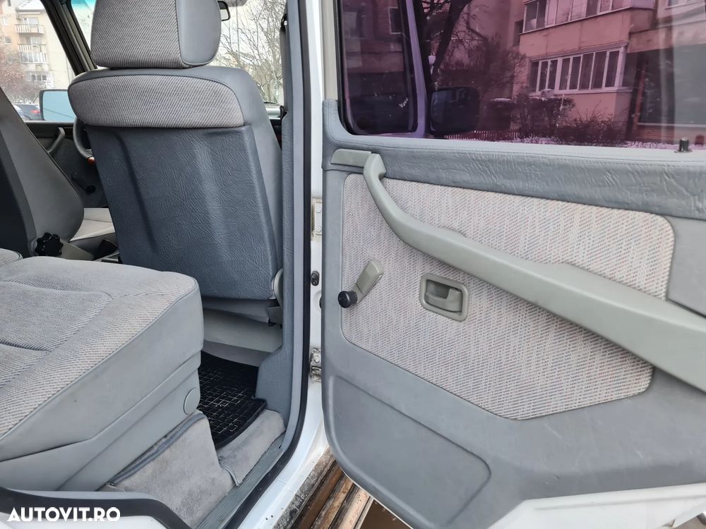 Mercedes-Benz G - 12