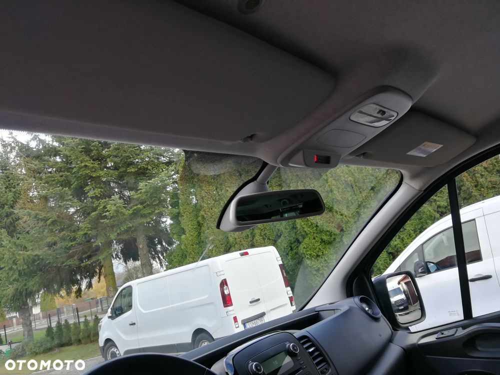 Opel Vivaro - 19