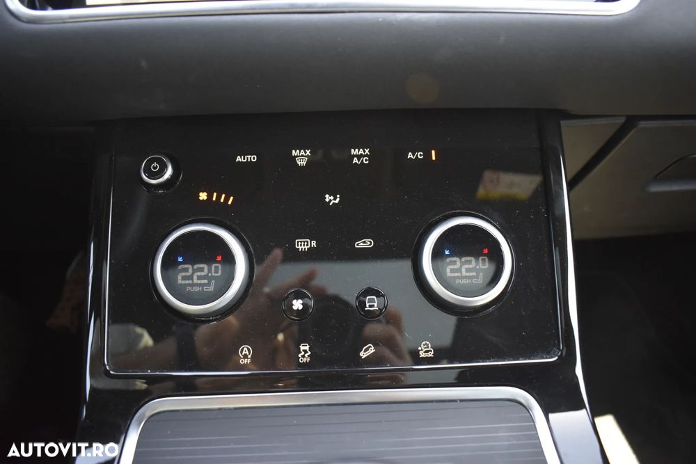 Land Rover Range Rover Evoque - 22