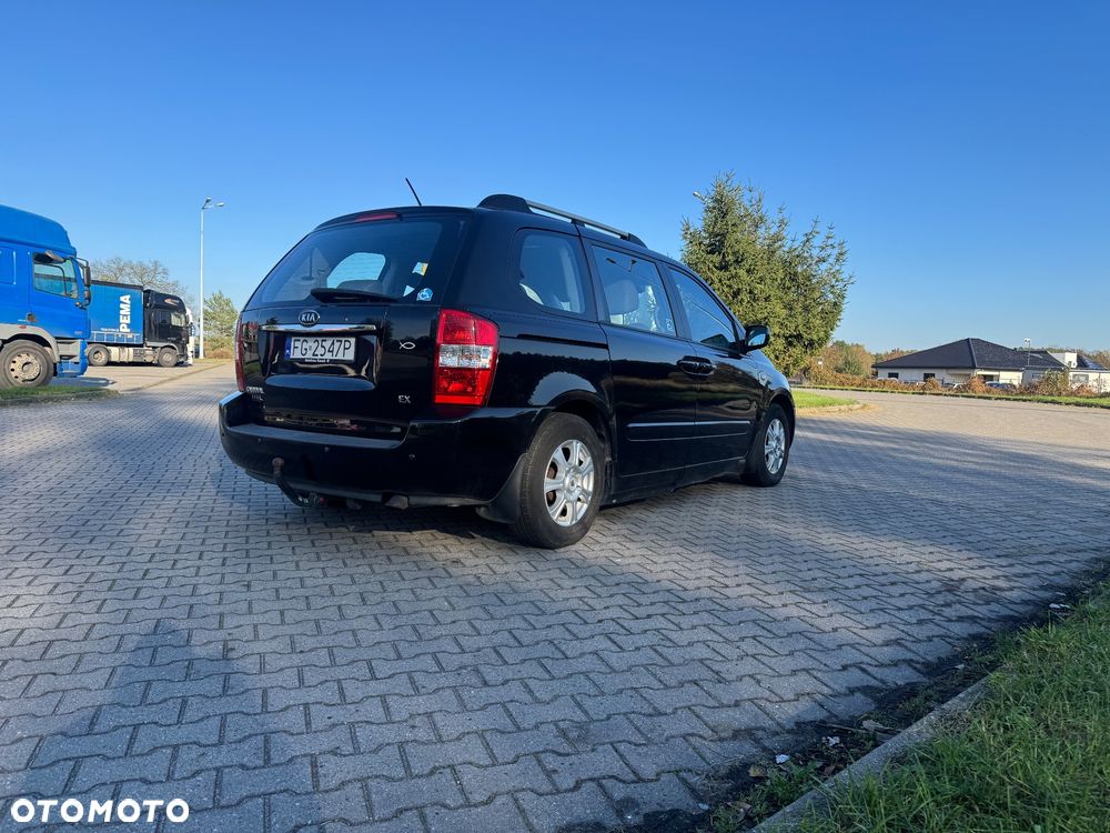 Kia Carnival 06-09 - 7