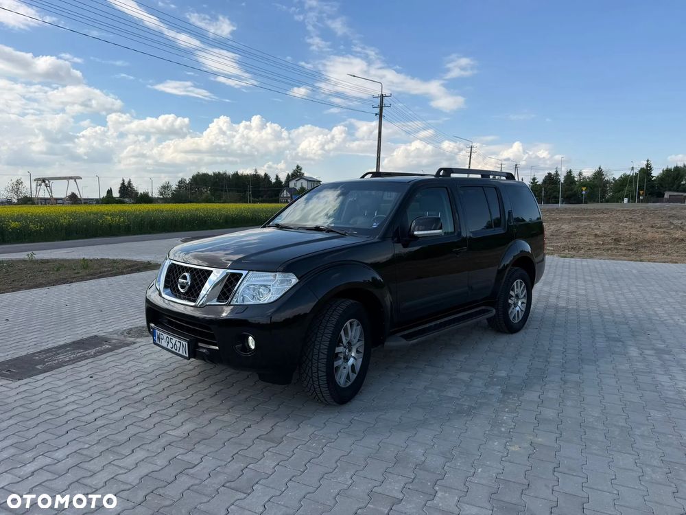 Nissan Pathfinder 2.5 D LE EU5 - 6