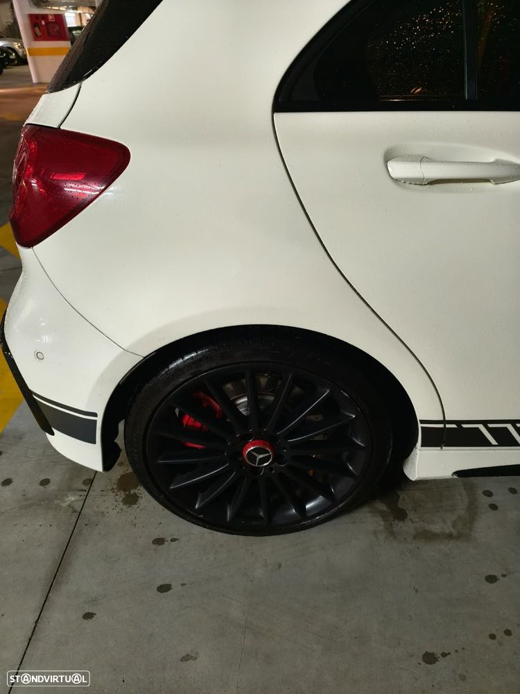 Mercedes-Benz A 45 AMG 4-Matic - 6