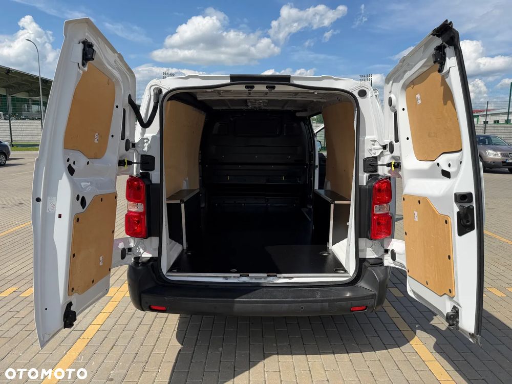 Opel Vivaro - 21