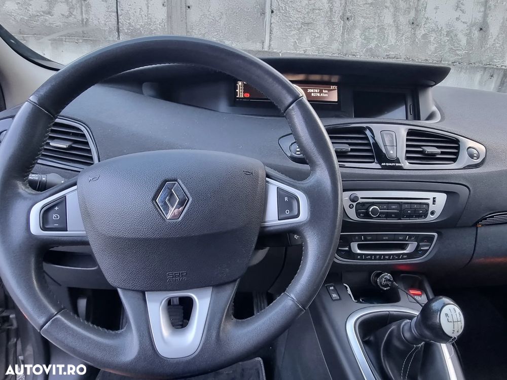 Renault Grand Scenic 1.5 dCi Expression - 8