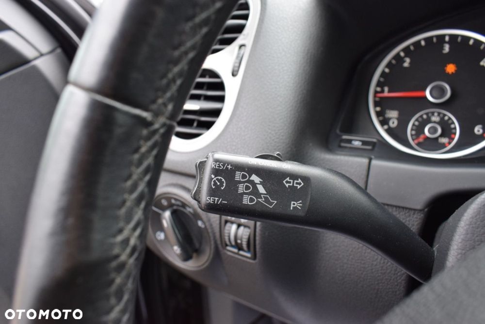 Volkswagen Tiguan - 24