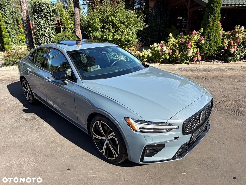Volvo S60 B5 B AWD Plus Dark - 5