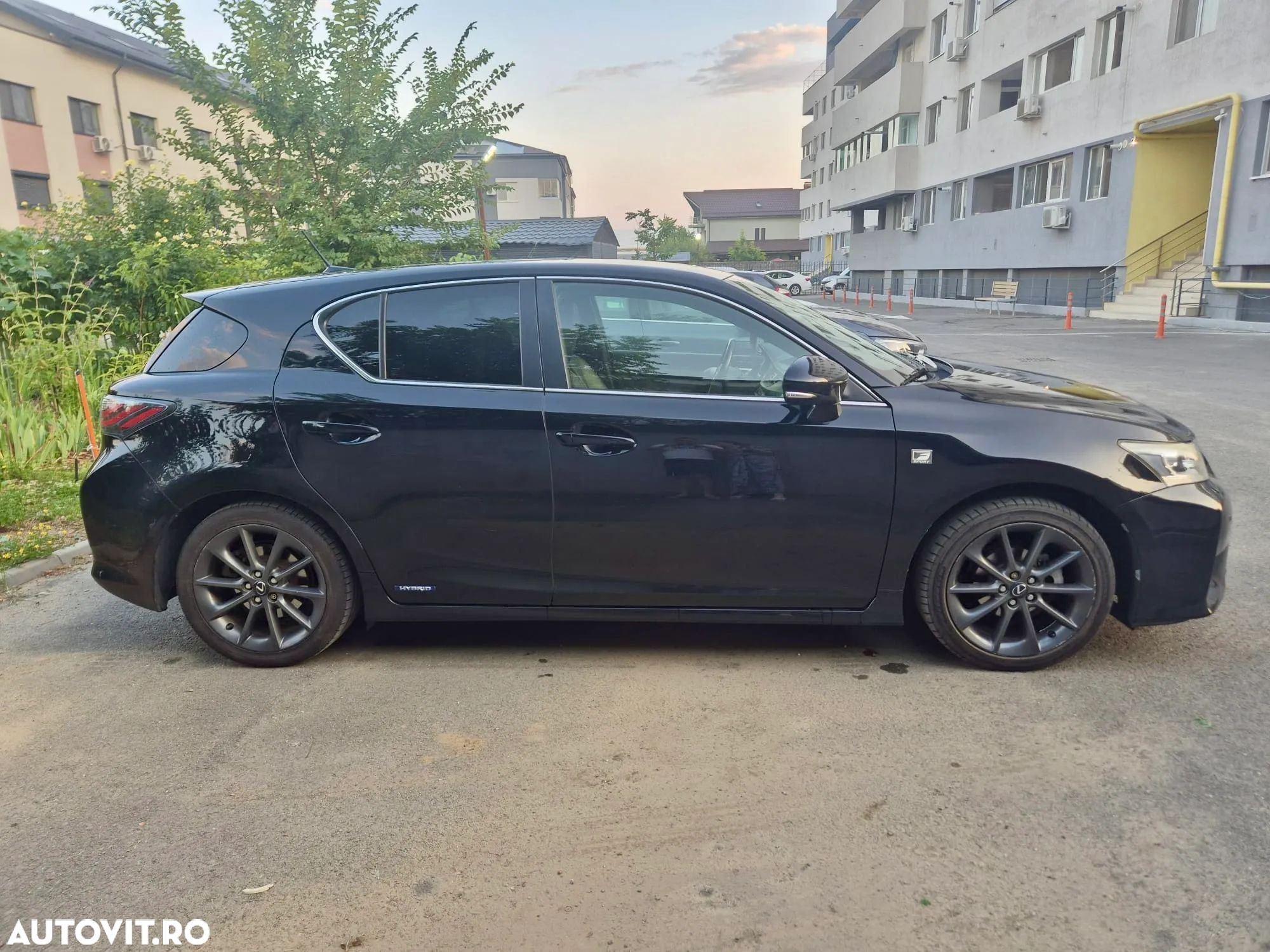 Lexus CT 200h Aut. F-Sport - 1