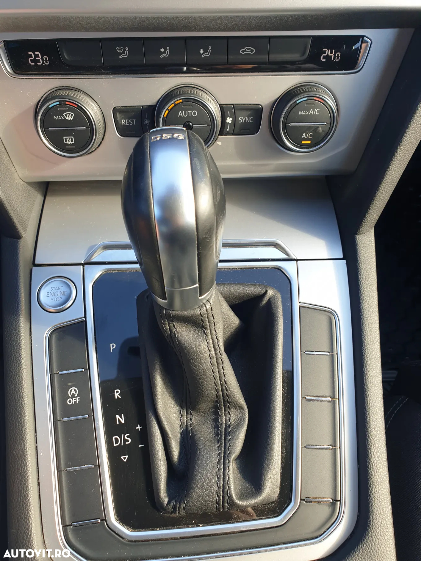 Volkswagen Passat 2.0 TDI DSG Comfortline - 29