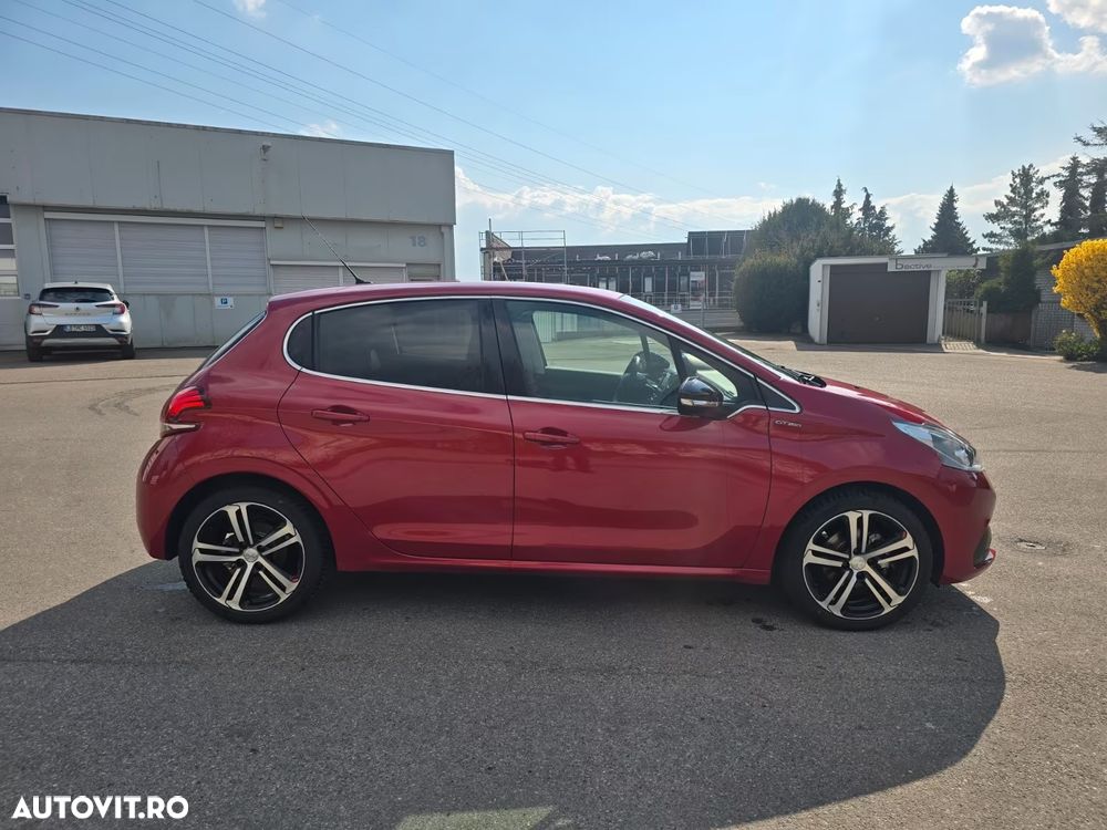 Peugeot 208 - 2