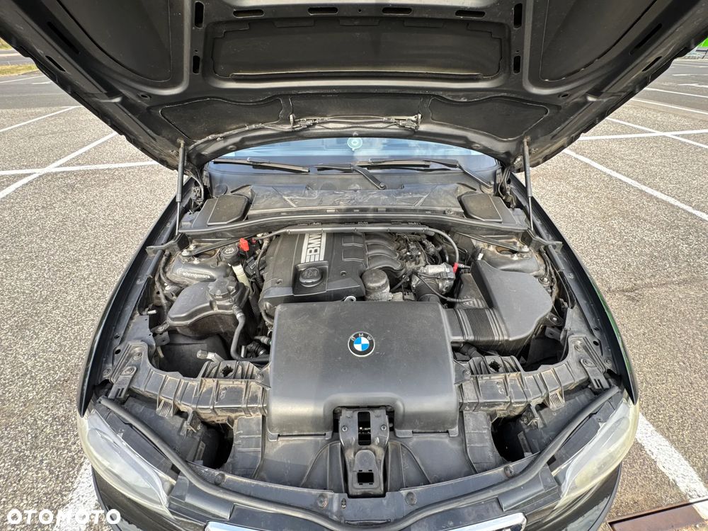 BMW Seria 1 116i - 22