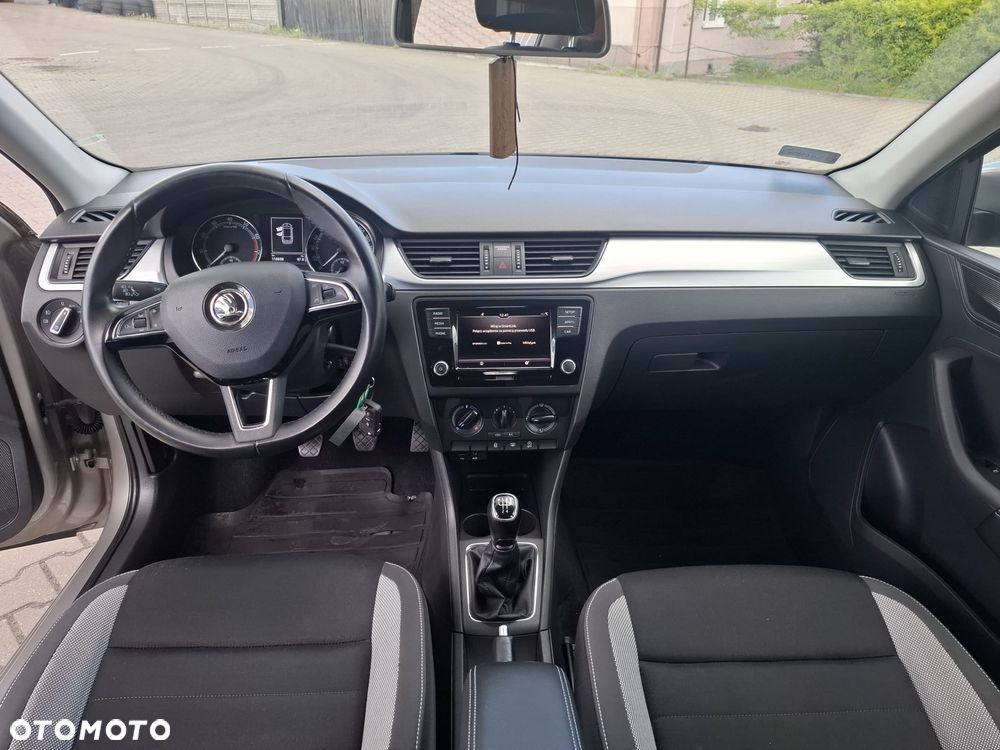 Skoda RAPID 1.0 TSI Active - 13