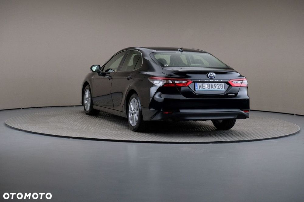 Toyota Camry 2.5 Hybrid Comfort CVT - 2
