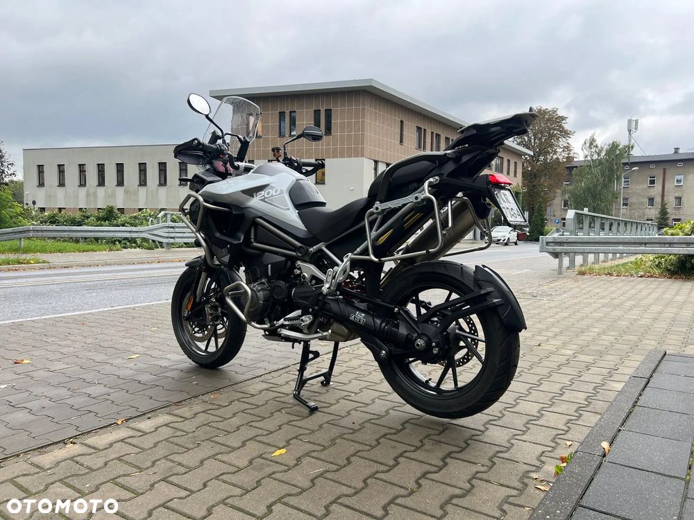 Triumph Tiger - 5