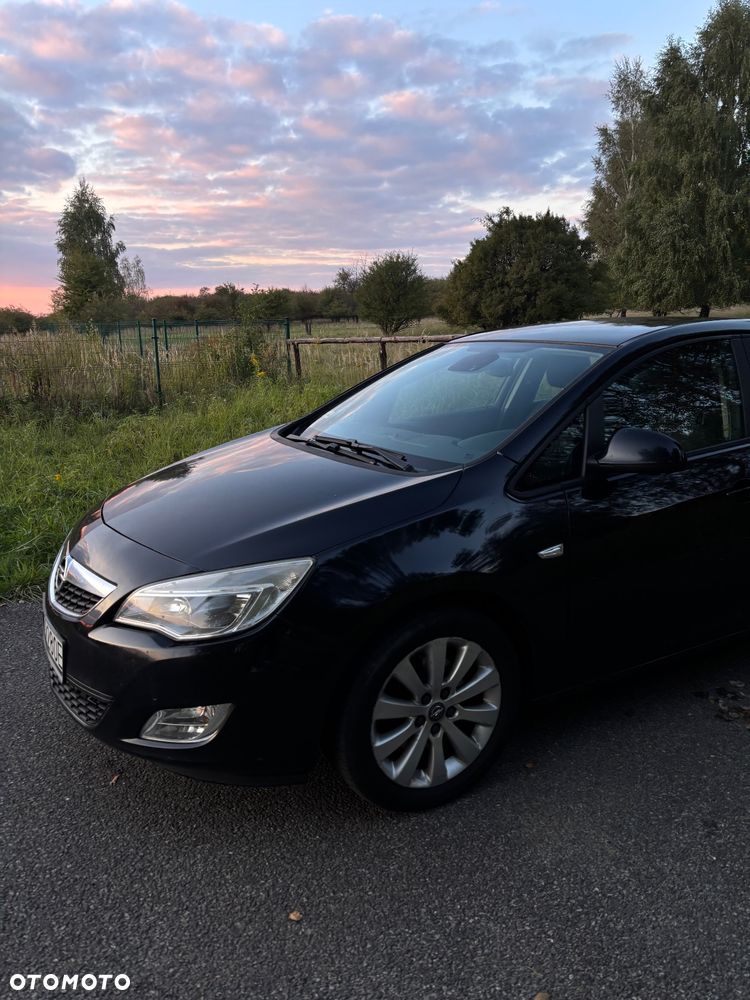 Opel Astra IV 1.6 T Cosmo - 4