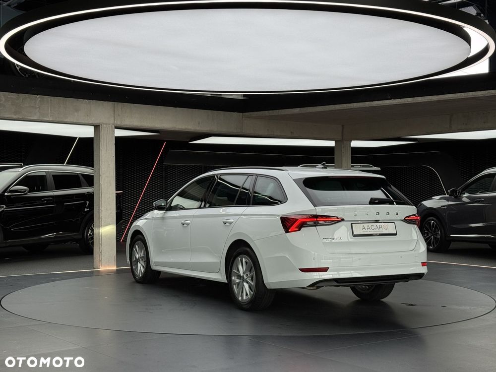 Skoda Octavia 2.0 TDI Ambition DSG - 4