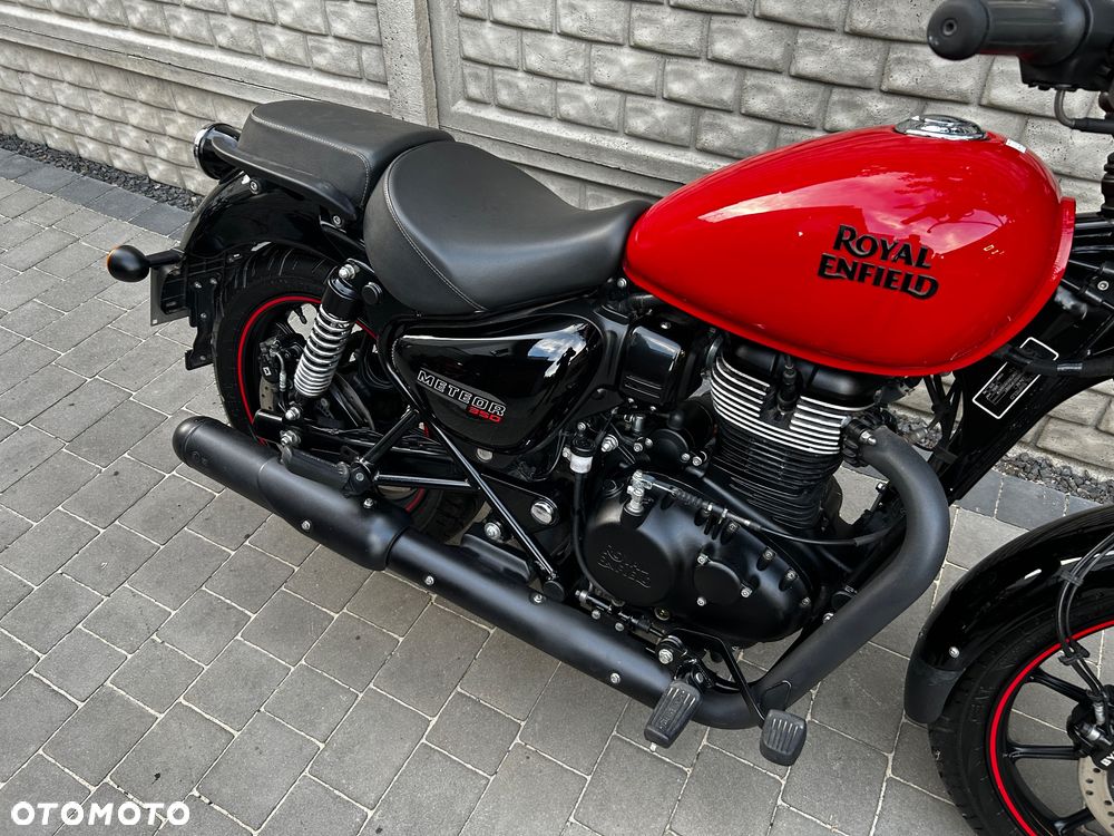 Royal Enfield Meteor - 10