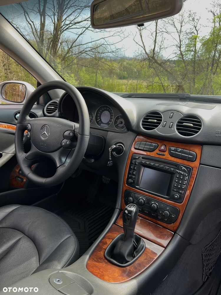 Mercedes-Benz CLK 270 CDI Elegance - 13