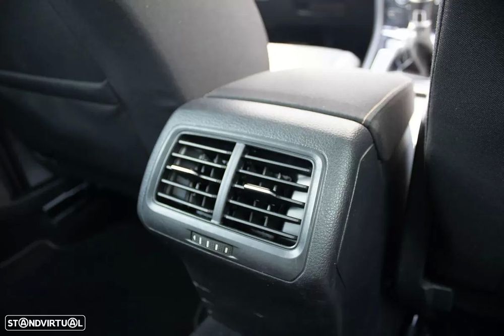 VW Golf Variant 1.6 TDi Highline - 45