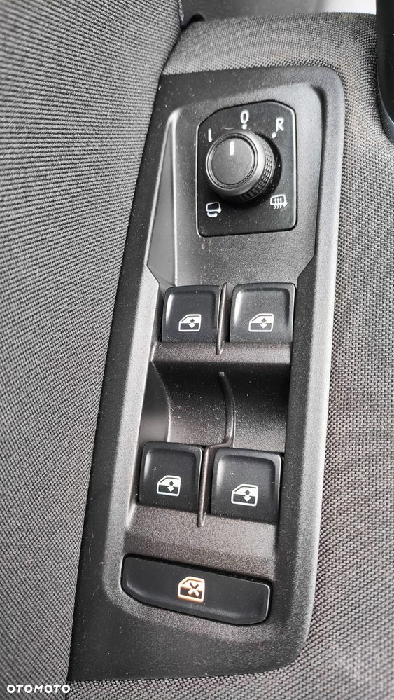 Volkswagen Touran 1.5 TSI EVO Comfortline DSG - 9