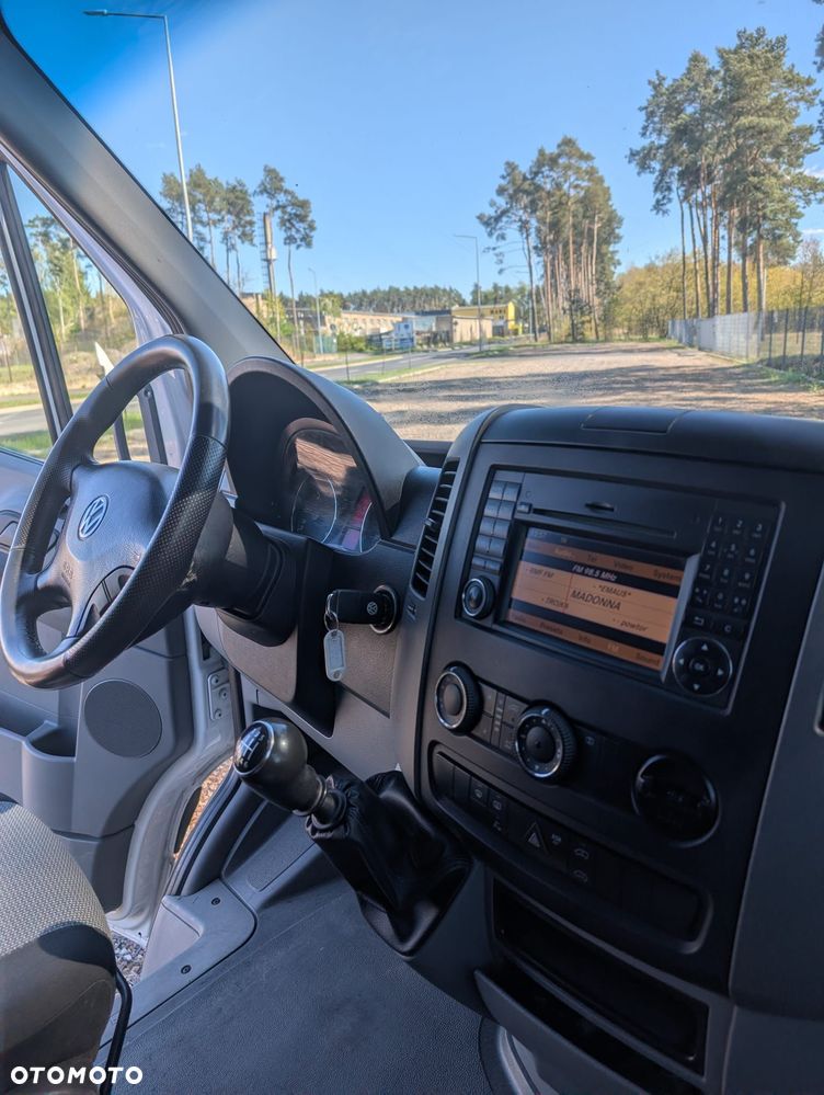 Volkswagen Crafter - 14