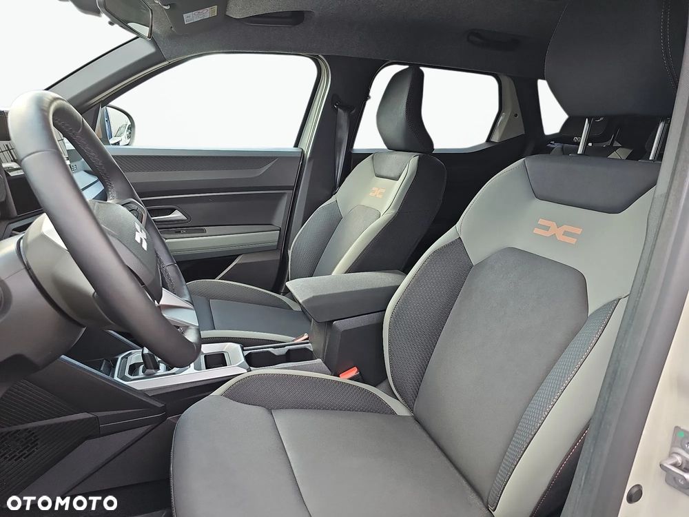 Dacia Duster 1.6 Full Hybrid 140 Extreme MMT - 9