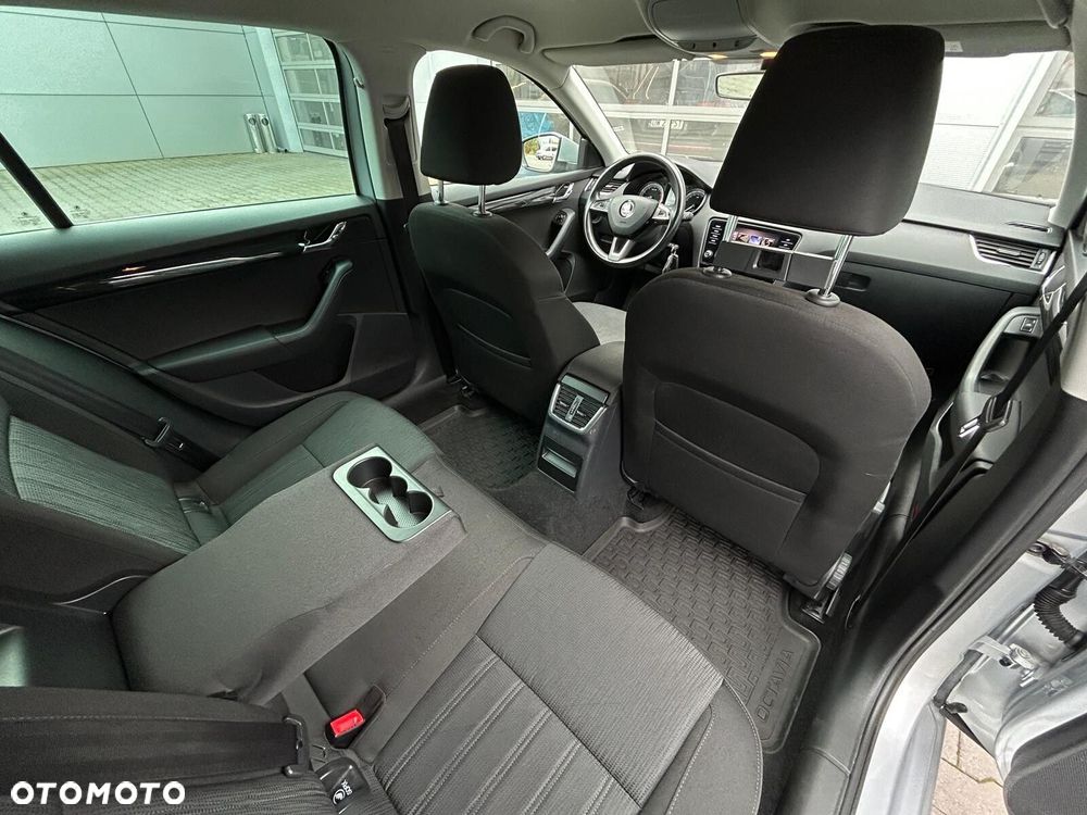 Skoda Octavia 1.4 TSI Style - 9