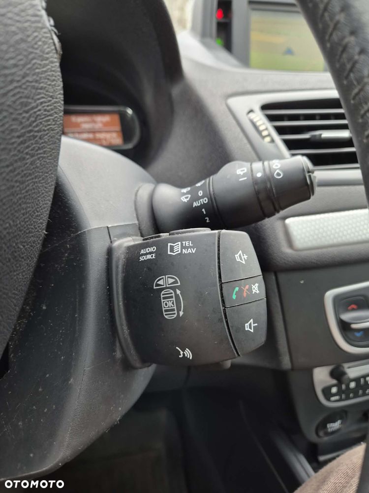 Renault Megane 1.9 dCi FAP Dynamique - 14