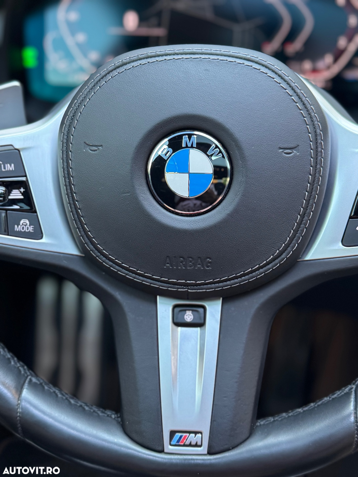 BMW Seria 8 - 29