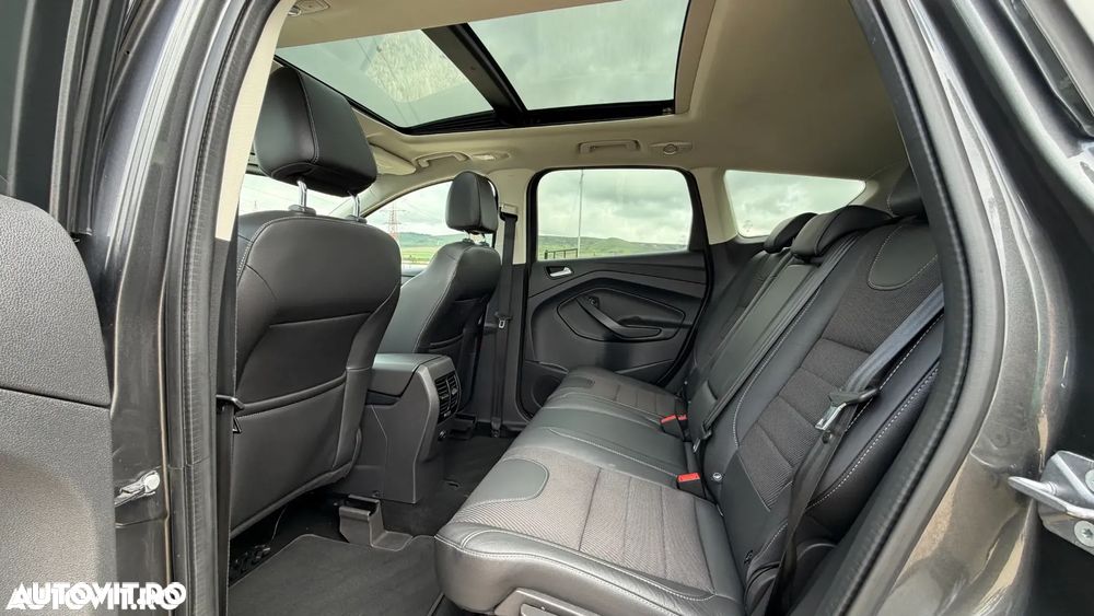 Ford Kuga 2.0 TDCi 4WD Powershift Titanium - 11