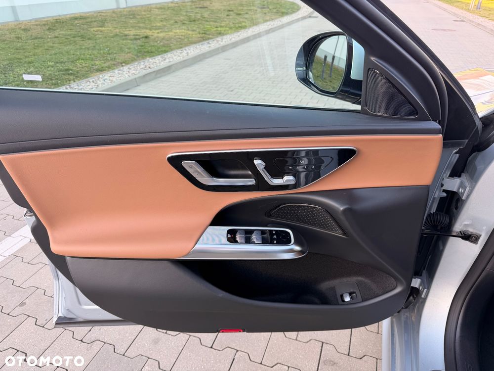 Mercedes-Benz Klasa E - 12