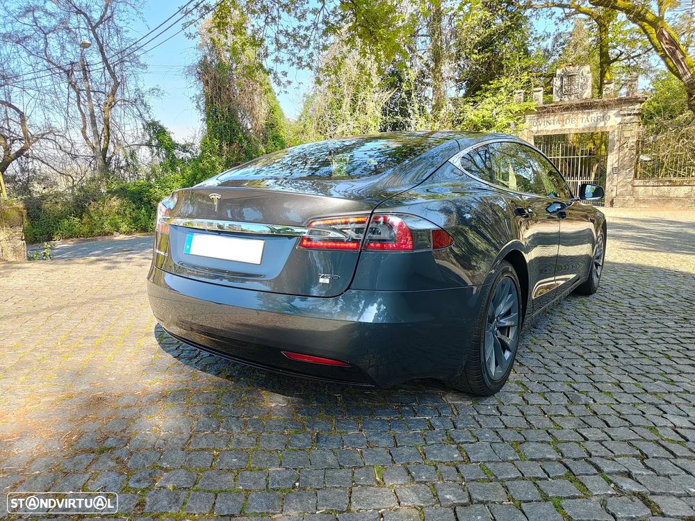 Tesla Model S Long Range AWD - 3