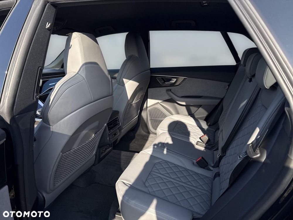 Audi Q8 - 16