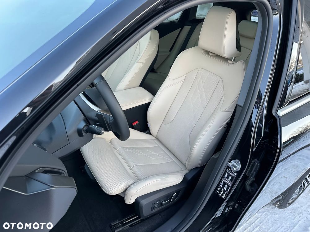 BMW X3 xDrive20d mHEV - 9