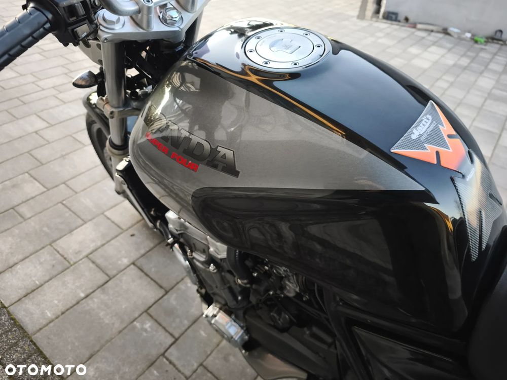 Honda CB - 11