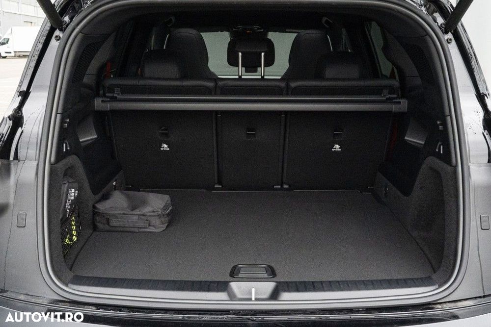 Mercedes-Benz GLB - 33