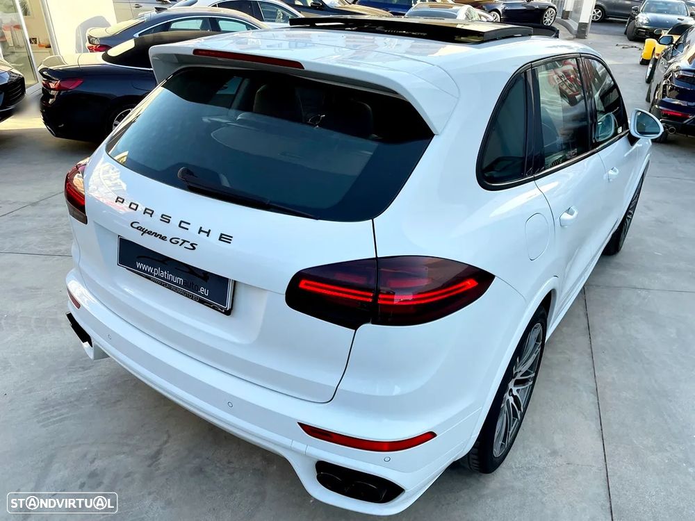 Porsche Cayenne GTS - 58