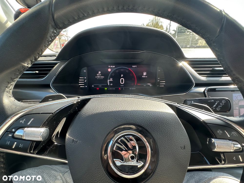 Skoda Superb 2.0 TDI Style DSG7 - 17