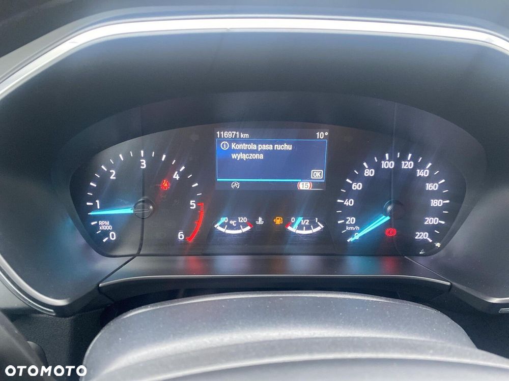 Ford Kuga - 18