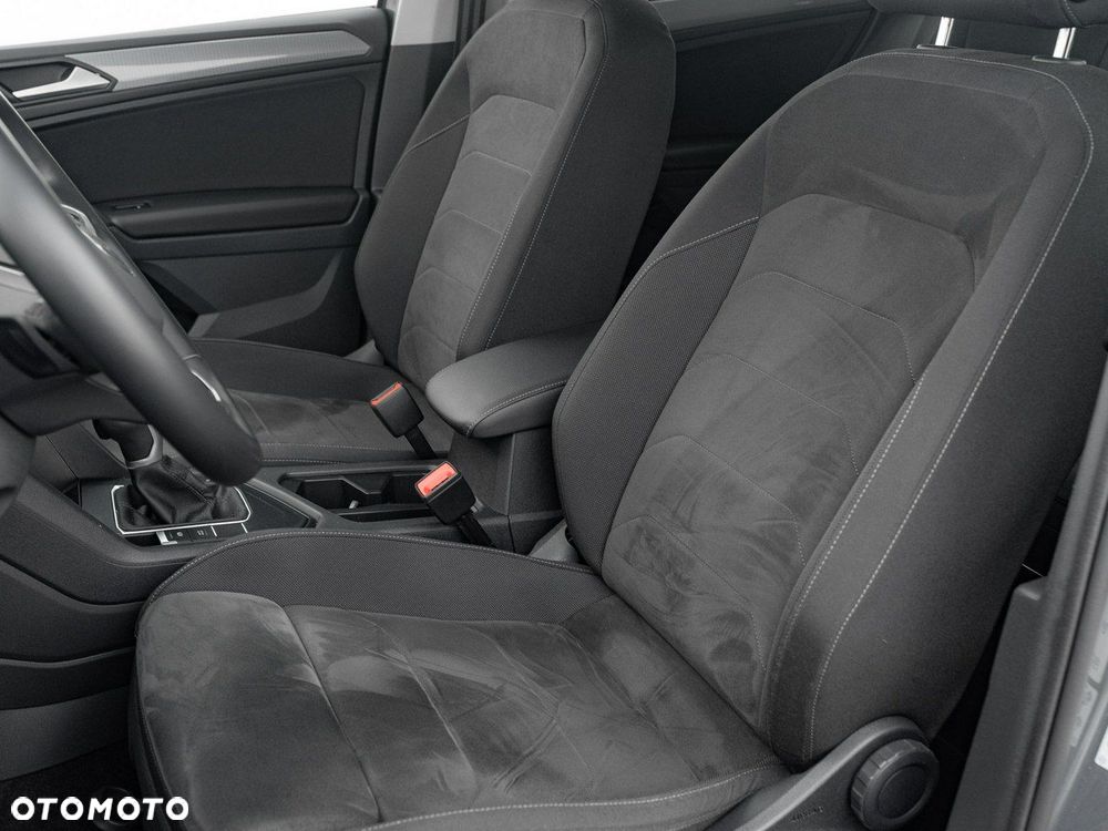 Volkswagen Tiguan - 14