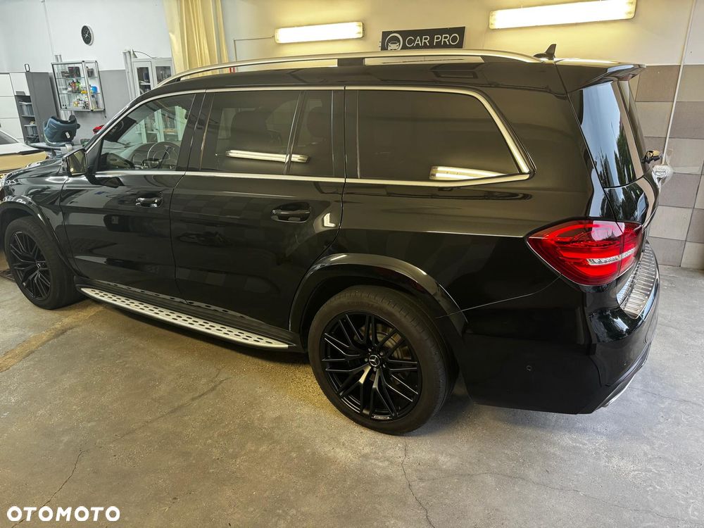 Mercedes-Benz GLS 400 d 4-Matic - 15