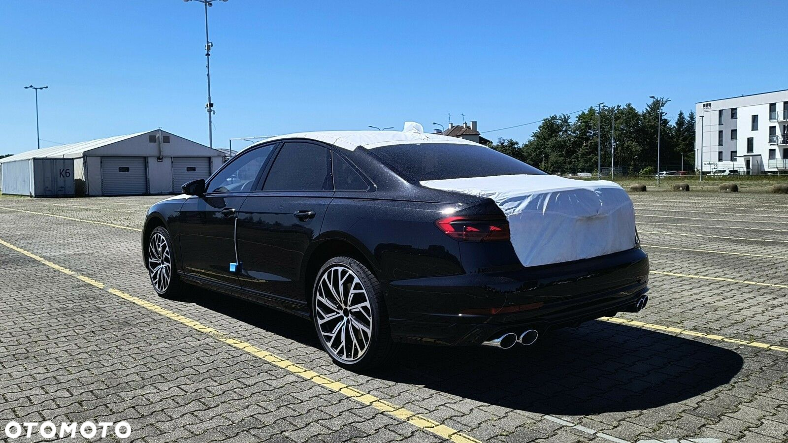 Audi S8 - 11