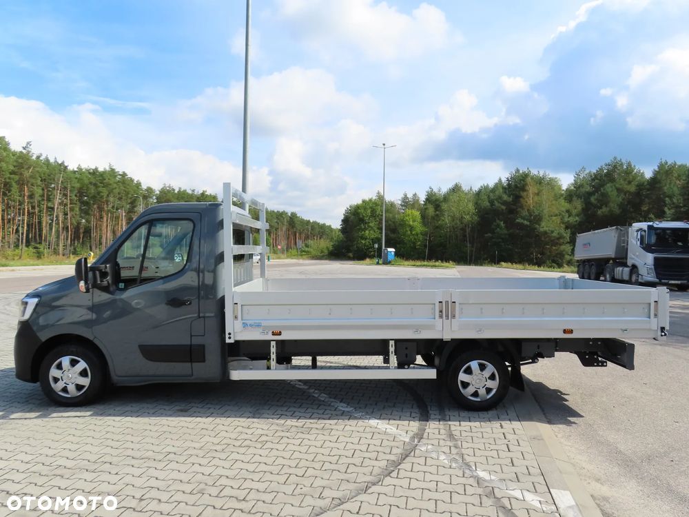 Renault Master 2.3 dCi 163 KM Skrzynia 4510 mm 9 E.Palet + Plandeka 1165 Kg Ładowność HAK 2500 Kg PEŁNA OPCJA WYPOSAŻENIA STAN JAK NOWY GOTOWY DOSTEPNY POLECAM - 11